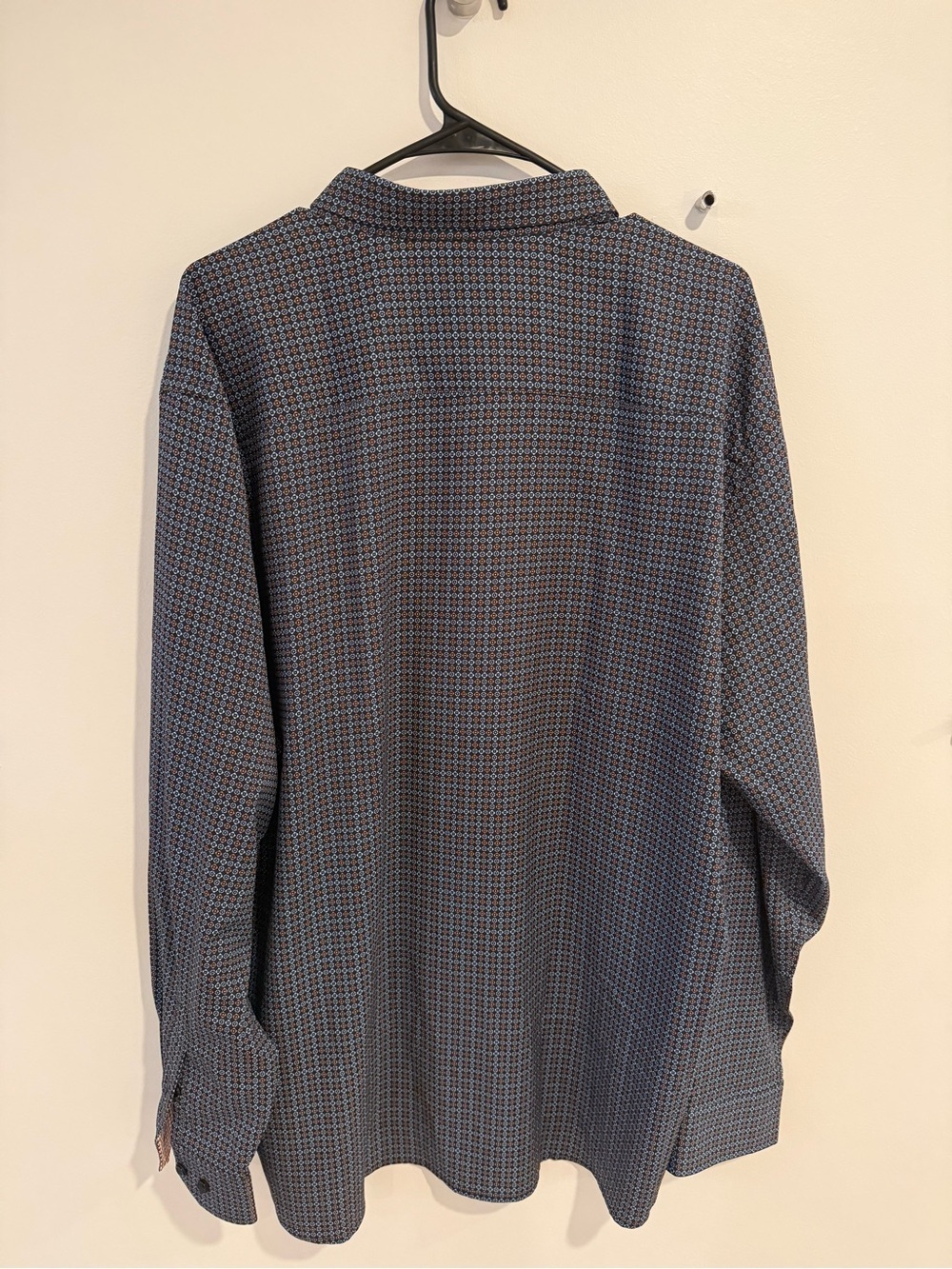 Johnston & Murphy Navy and Light Blue Micro-Pattern Button-Down Shirt - Picture 3 of 3